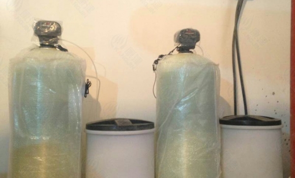 锅炉软水器,锅炉软化水装置,离子交换器,锅炉软化水设备4-5吨/每小时-918博天堂KF-KF-E2-500（滨润控制系统）